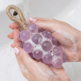 Lekgavd label and ingredient view demonstrating glycerin base and lavender scent