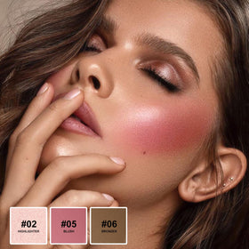 Lezero close-up texture of cream contour stick demonstrating smooth blendability