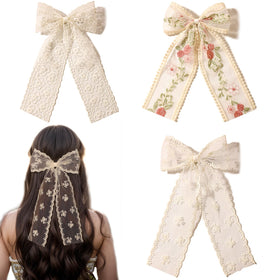 LFOUVRE front view beige lace bow showing elegant shape and immediate style