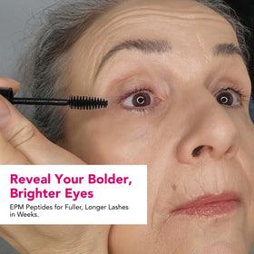 Liaison Mascara Bond brush close-up delivering even fiber application