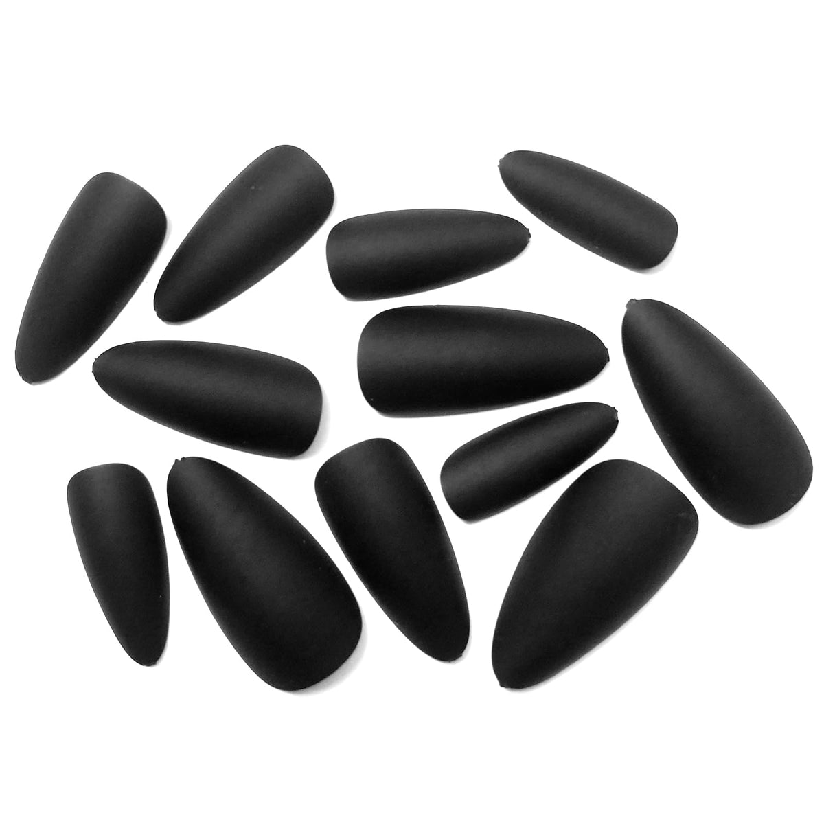 Lifextol nails on a model hand to show medium length and everyday scale