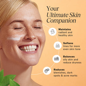 LilyAna Naturals vitamin C and botanical extracts displayed for antioxidant benefit