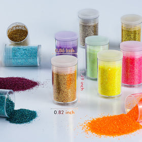 Linwulte glitter in epoxy tumbler project demonstrating even suspension benefit