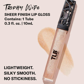 The Lip Bar trophy wife doe-foot applicator gliding product for precise application