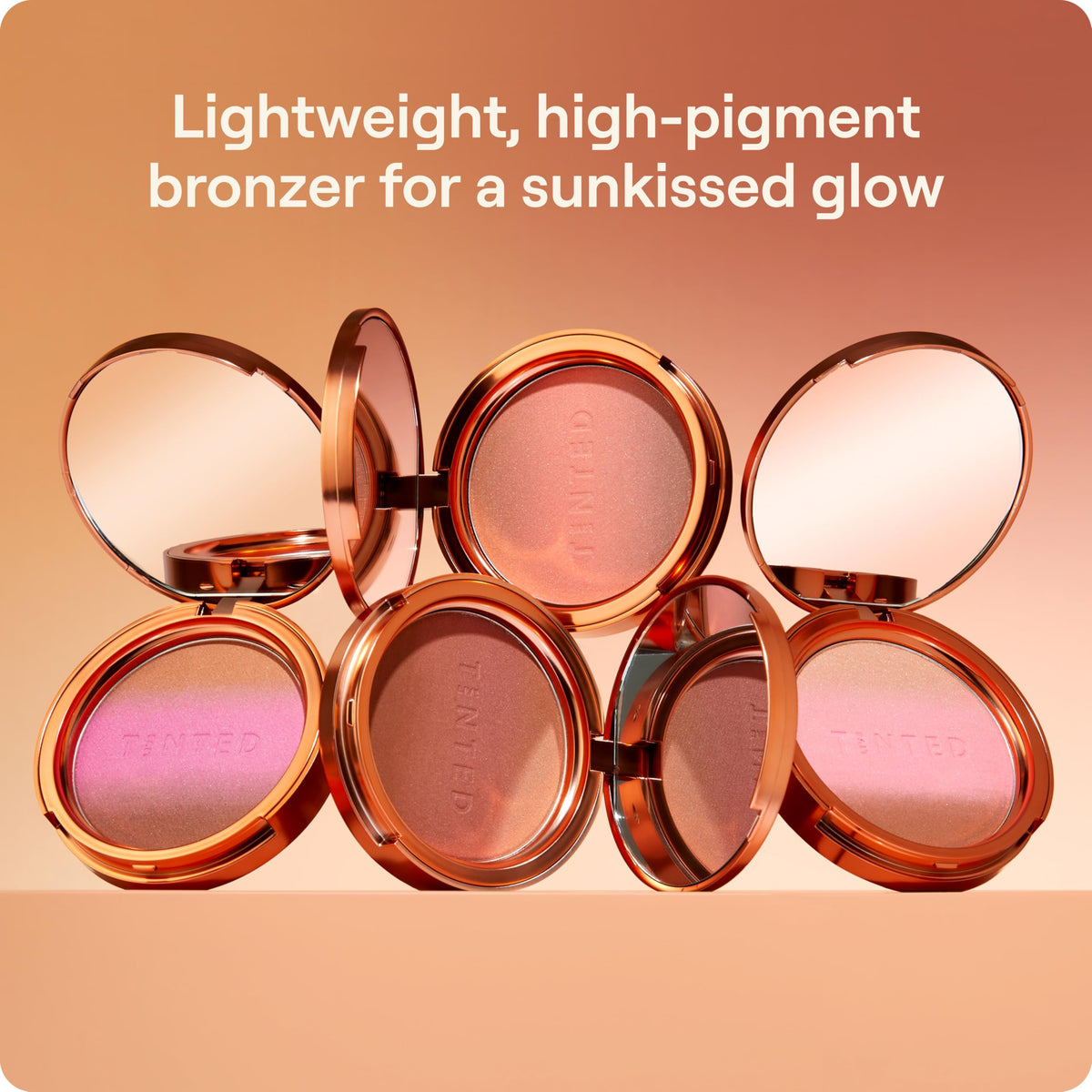 Live Tinted pan close-up highlighting gradient finish and blendability