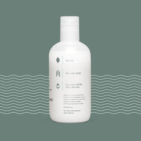 LivSo shampoo lather texture highlighting gentle cleansing benefit