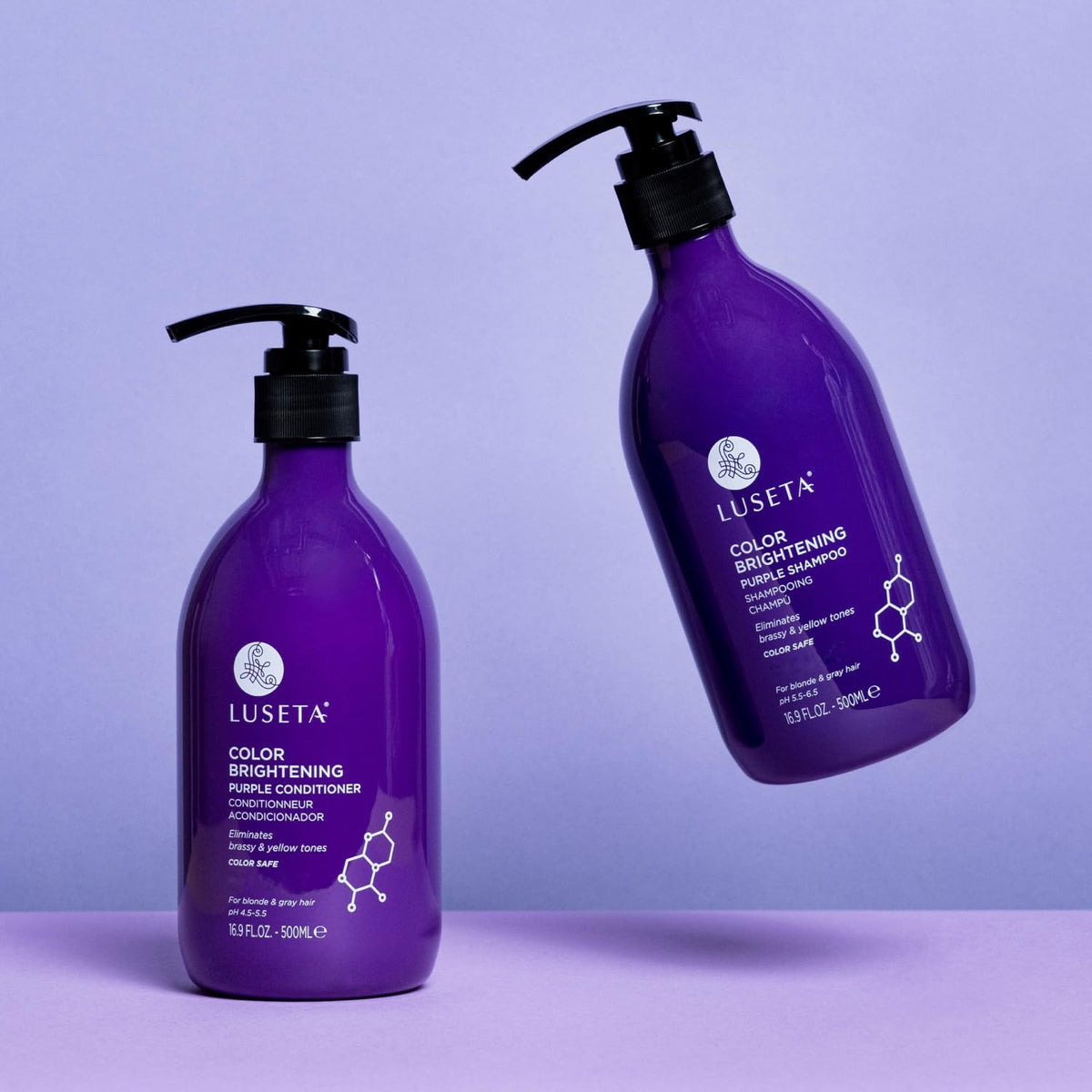 L LUSETA shampoo lather on blonde hair, demonstrates brass-neutralizing action