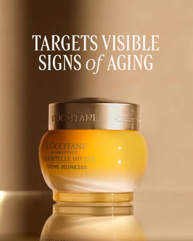 L'OCCITANE Immortelle flower close-up highlighting the botanical source and potency