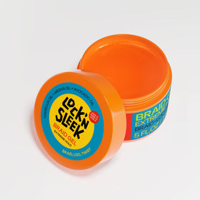 LOCK'N SLEEK gel texture closeup illustrating smooth, non-flaking finish