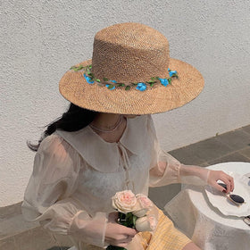 loghohu wedding styling lifestyle with crown enhancing bridal party look