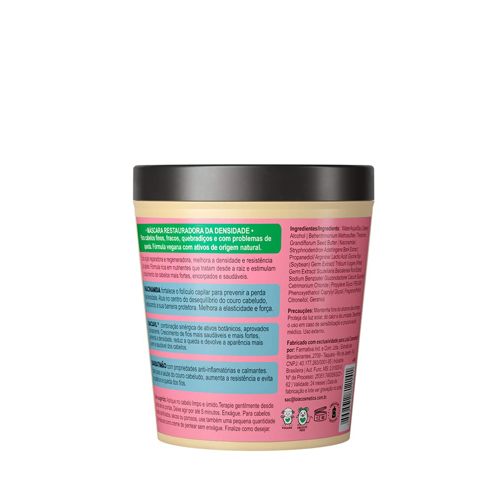Lola From Rio mask texture close-up illustrating creamy formula for deep nourishment