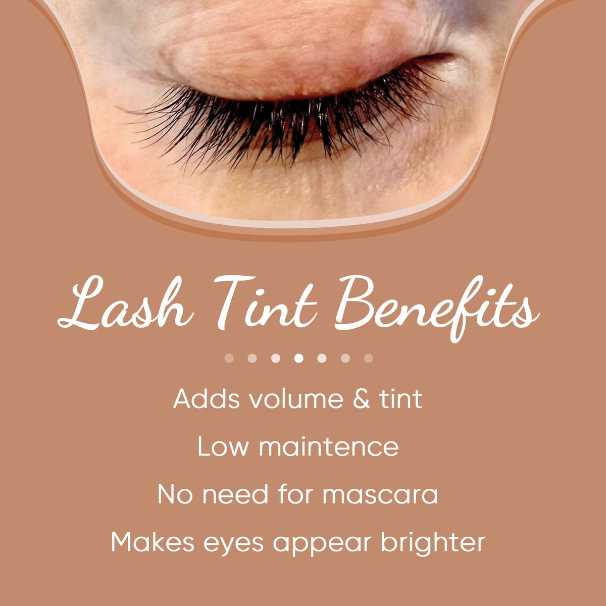Lomansa close-up lash application demonstrating natural definition