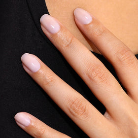 LONDONTOWN styled hand in living room showing effortless polished look benefit