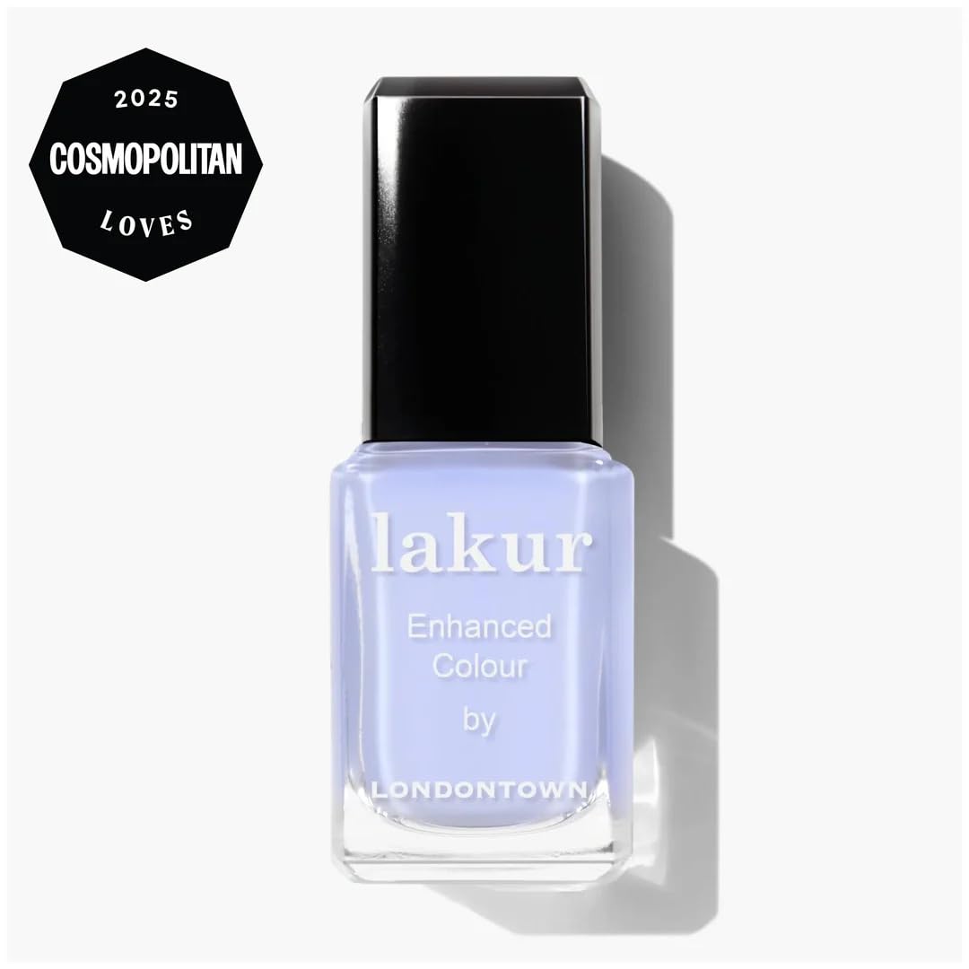 LONDONTOWN Lakur brush applying Cloud Nine stroke, smooth application and even coverage