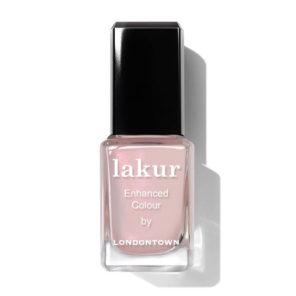 LONDONTOWN bottle front view showing Dream Scene shade and glossy finish