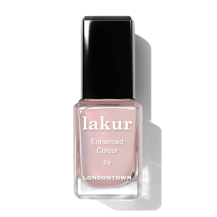 LONDONTOWN bottle front view showing Dream Scene shade and glossy finish