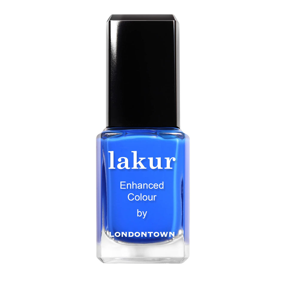 LONDONTOWN Lakur bottle front view showing iconic blue and clean-packaging appeal
