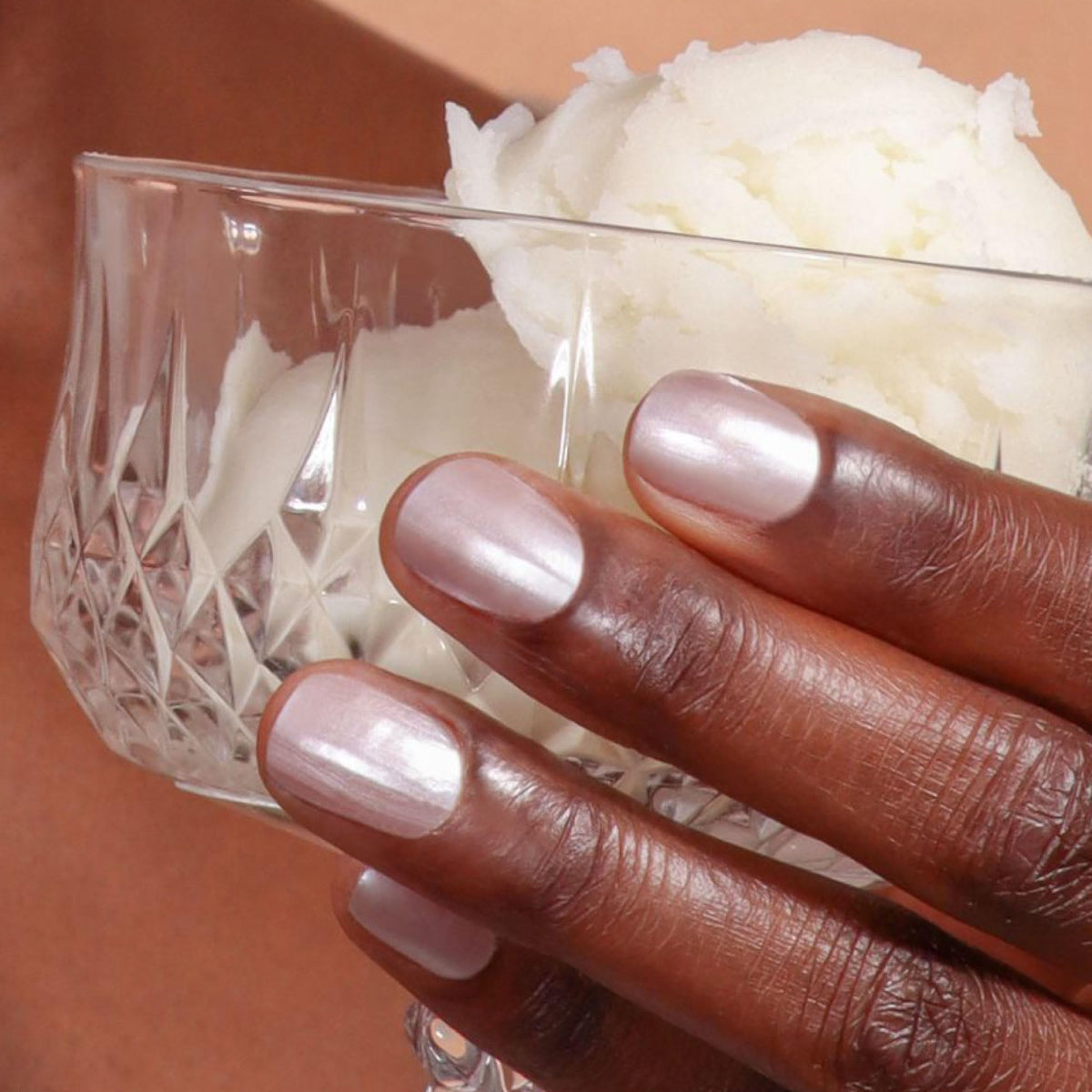 LONDONTOWN lakur lifestyle manicure on hands showing long-lasting, salon look