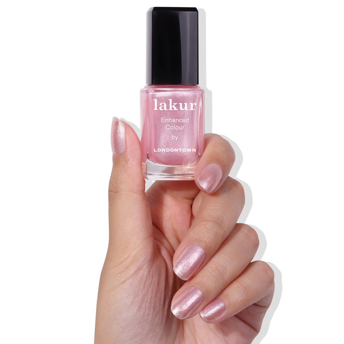 LONDONTOWN Lakur polish bead on brush showing creamy texture for streak-free coverage benefit
