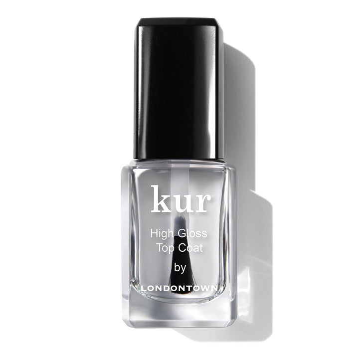 LONDONTOWN front bottle showing label and sleek packaging with glossy appeal