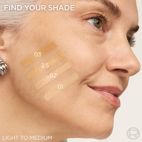L'Oreal Paris texture close-up revealing creamy hydrating balm and smooth blending performance