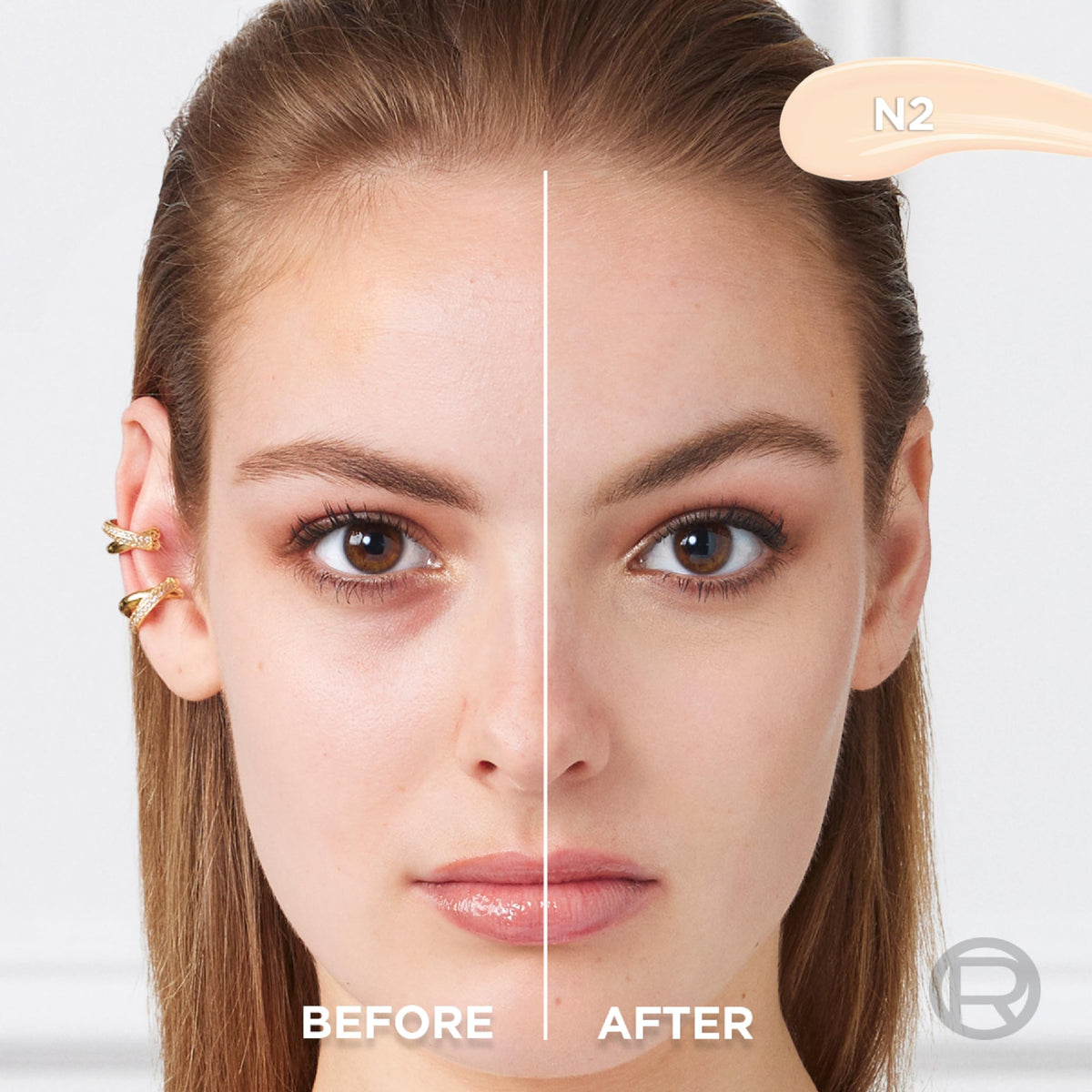 L'Oreal Paris flat-tip applicator close-up for precise under-eye coverage