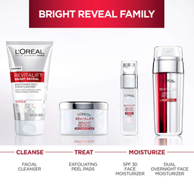 L'Oreal Paris foaming cleanser lather in hand demonstrating effective cleanse