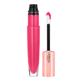 L'Oreal Paris in a purse lifestyle shot indicating easy touch-up convenience