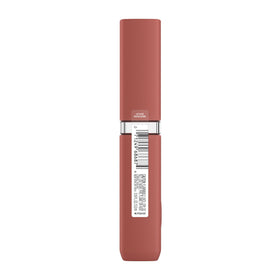 L'Oreal Paris model wearing lipstick showing long-lasting matte look benefit