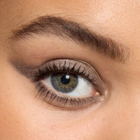 L'Oreal Paris lifestyle image of evening makeup showcasing polished smokey look