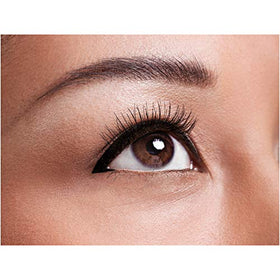 L'Oreal Paris pencil perfect applied along lashline showing natural definition and longwear