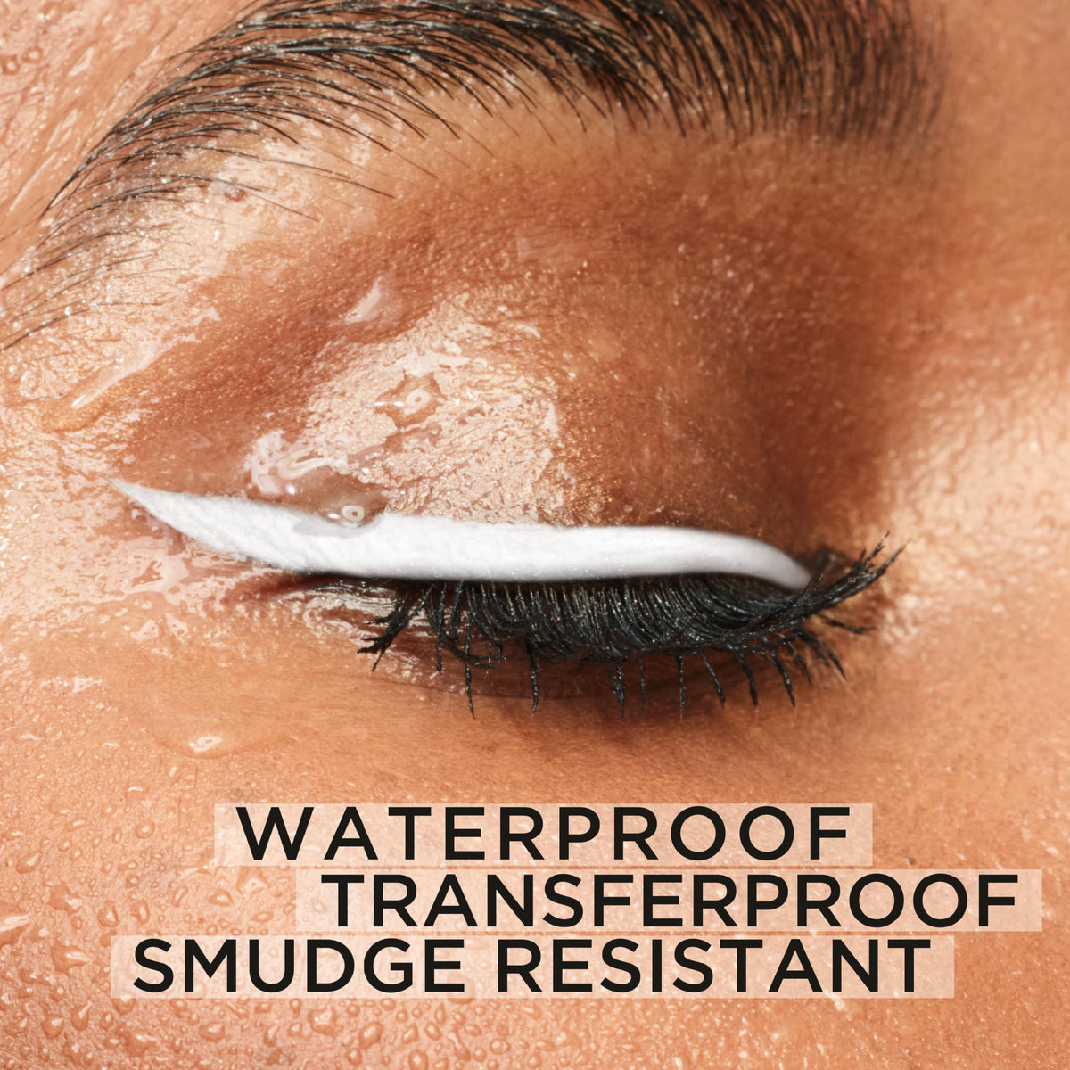L'Oreal Paris Polar White blending tip detail for softening lines and creating gradient looks