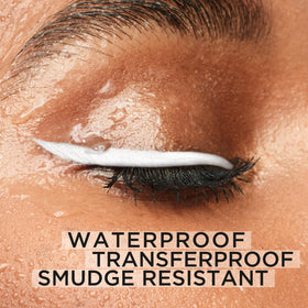 L'Oreal Paris Polar White blending tip detail for softening lines and creating gradient looks