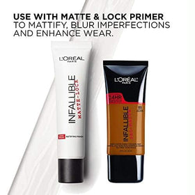 L'Oreal Paris lifestyle image of model wearing foundation for natural daytime look