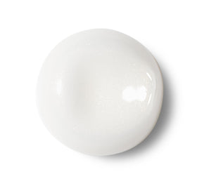 L'Oreal Paris metal-tip applicator close-up for soothing precise application benefit