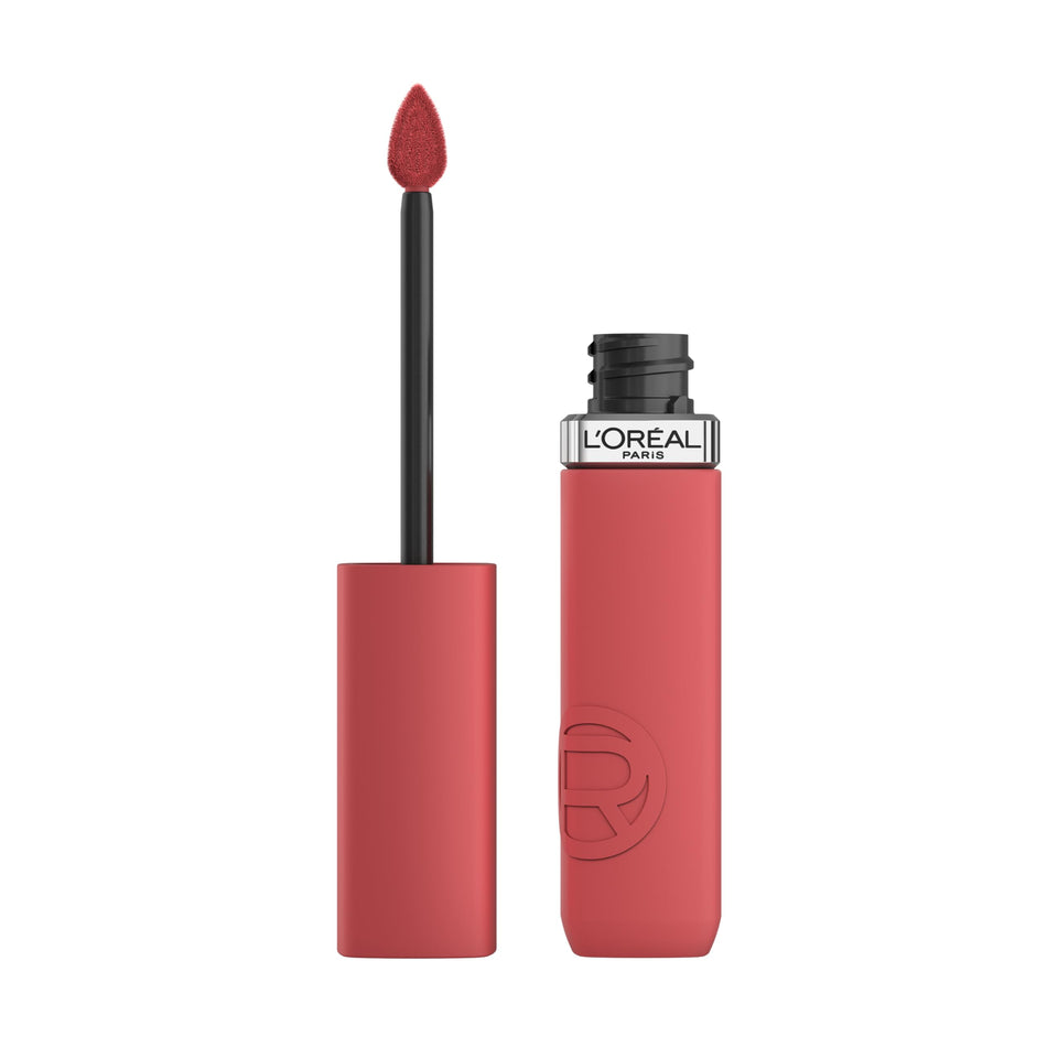 L'Oreal Paris front packaging showing Shopping Spree 230 and color payoff benefits