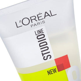 L'Oreal Paris Studio Line nozzle close-up demonstrating precise delivery and quick-dry benefit