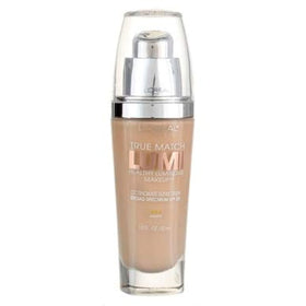 L'Oreal Paris texture closeup highlighting liquid light glow