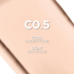 L'Oreal Paris pump close-up highlighting convenient new pump design