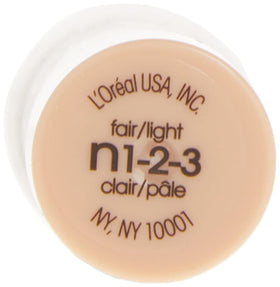 L'Oreal Paris concealer in hand showing compact size and travel-friendly convenience