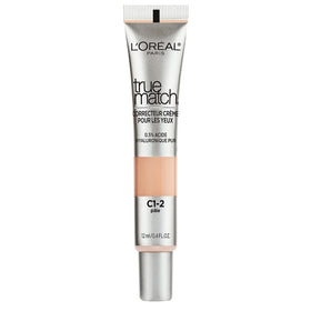 L'Oreal Paris applicator and creamy texture highlighting smooth hydration