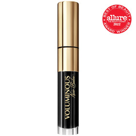 L'Oreal Paris flexible elastomer brush close-up coats lashes evenly for separation