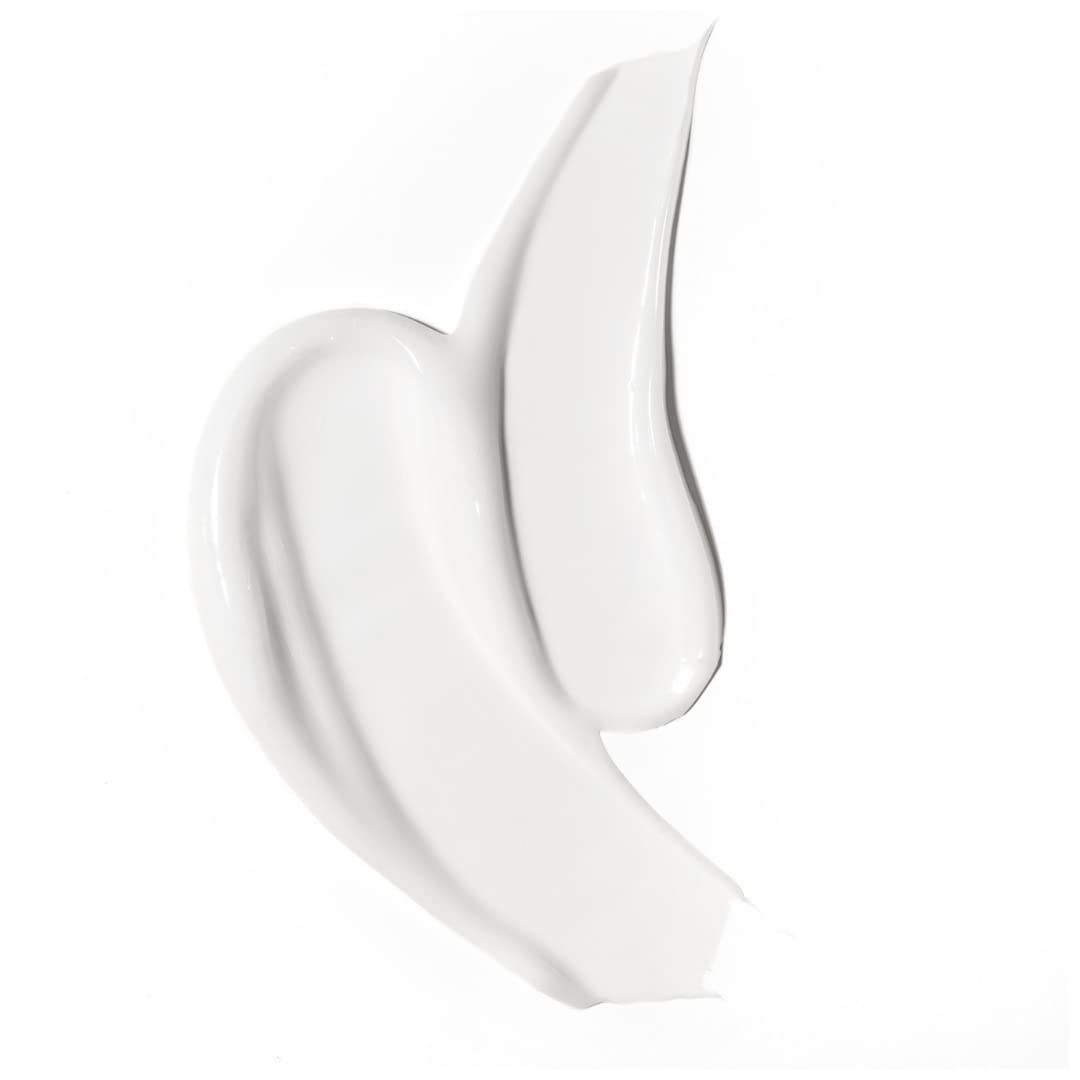 Love Ur Curls creamy texture close-up displaying slip and moisture benefit