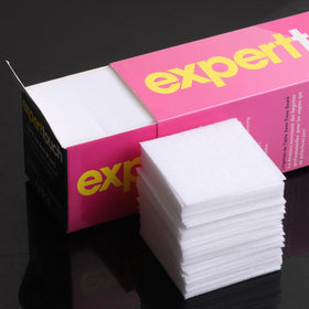 LoveBB pad close-up texture highlighting non-woven fiber structure and high absorbency benefit