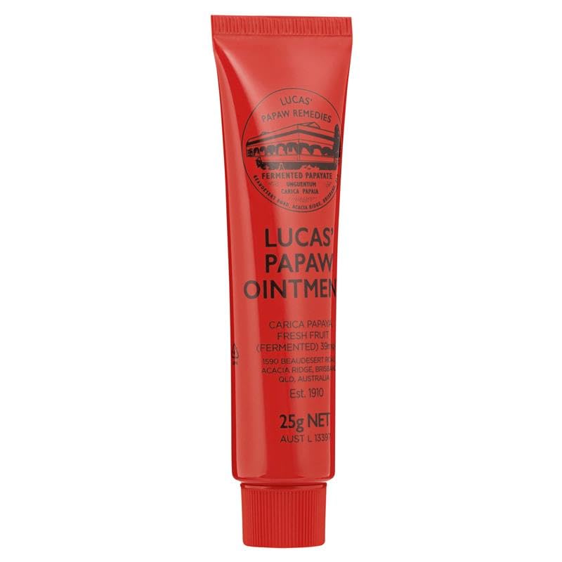 Lucas Papaw applied on lips demonstrating instant soothing and hydration