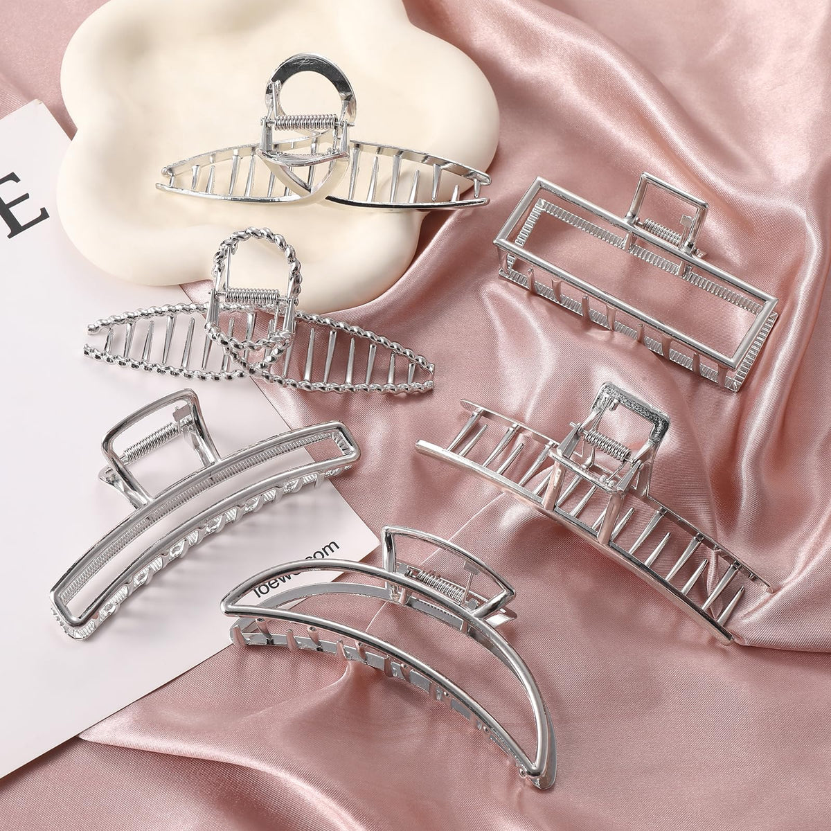LUKACY gift-ready packaging with six clips ideal for birthdays or holidays