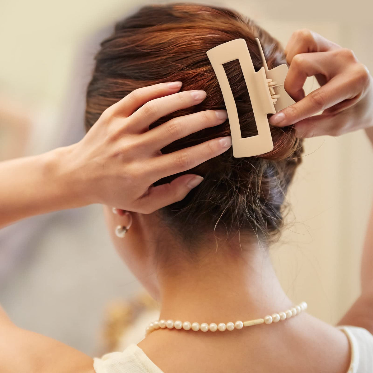 Luraseea colorful array of 15 clips showing styling versatility and options