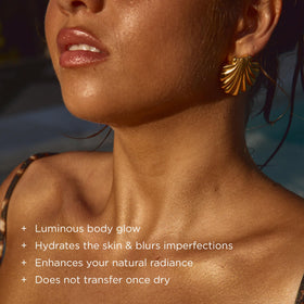 Lux Unfiltered applied on legs illustrating even bronze glow and blurred imperfections benefit