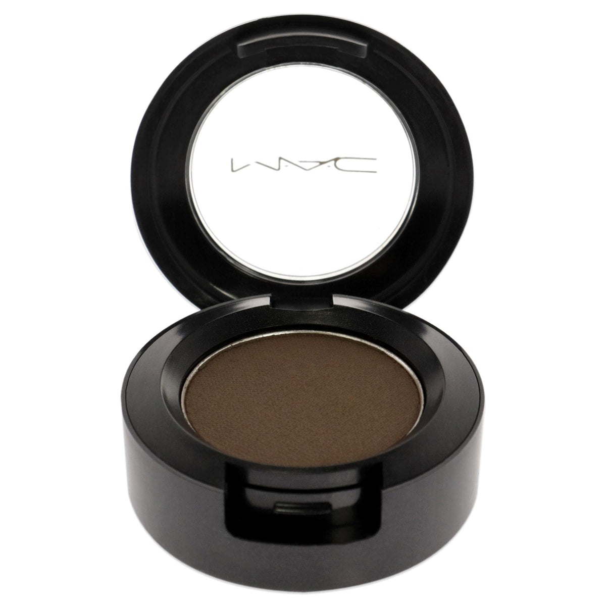 MAC Brun pan close-up revealing smooth texture and true brown pigment for blendable application