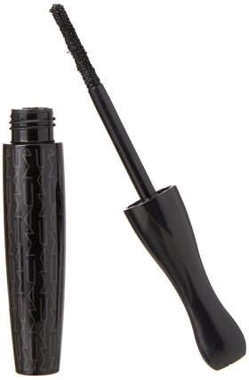 MAC mascara applied on lashes, illustrates lifted volume and clump-free definition